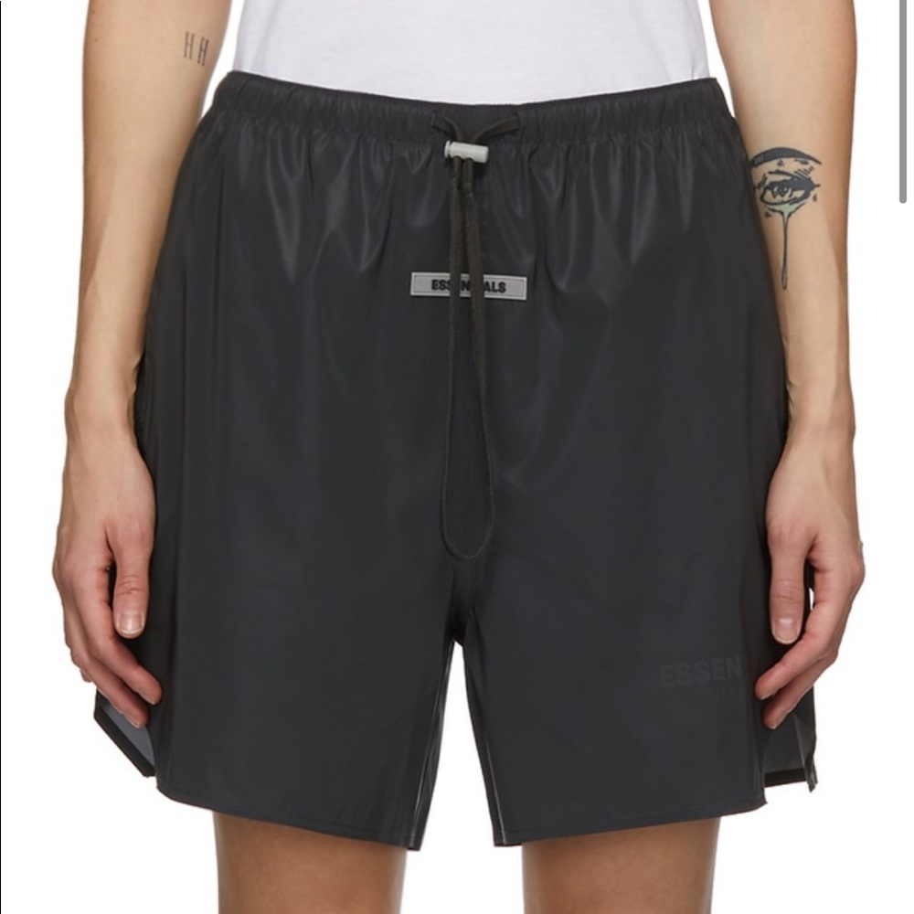 FEAR OF GOD ESSENTIALS Volley Shorts